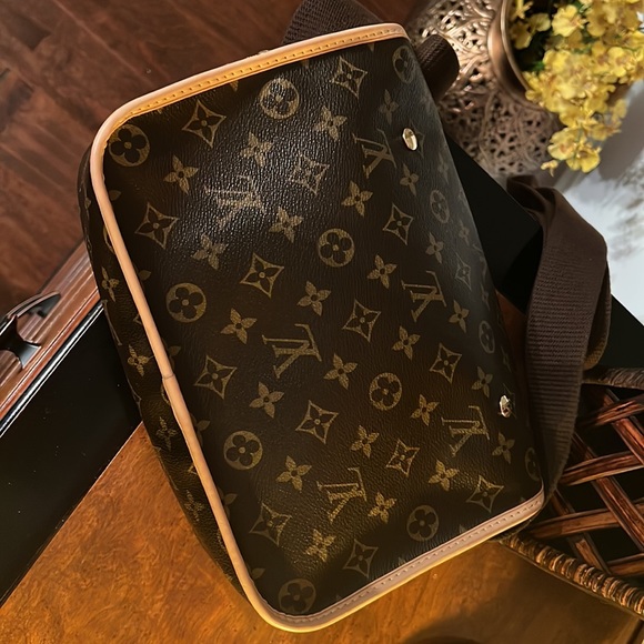 Louis Vuitton Congo PM Messenger - Picture 13 of 14